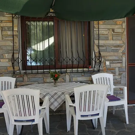 Eleni Apartment